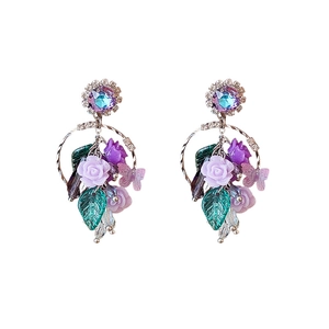 Boucles d'oreilles vintage fleurs et papillons violets avec détails en cristal