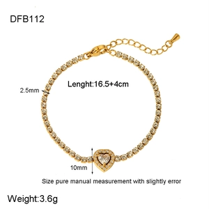 Detail view of 18k gold plated heart bracelet with lobster clasp and sizing specifications