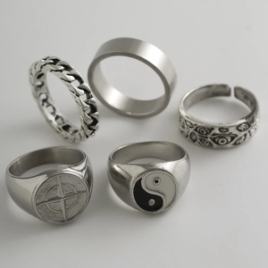 5-piece men's silver ring set with tai chi, star compass, and cuban chain link designs