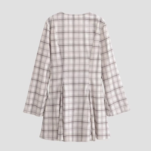 Damen Langarmkleid mit Karomuster, schmaler Taille und ausgestelltem Saum in Grau-Weiß