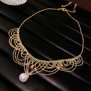 French vintage lace style 18K gold plated necklace with central white pearl pendant