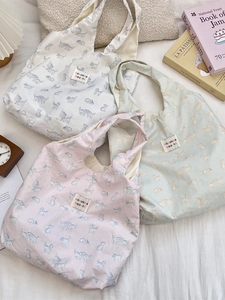 Japanese style floral canvas tote bag in three colors for casual daily commuting