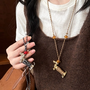 Collier Pendentif Teckel Fait Main Corde De Coton Tissée Alliage Céramique Animal Dessin Animé Bijoux Bohèmes Pour Femmes