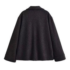 Dunkelgraues Damen-Set aus Reversjacke und weiter Hose in der Rückansicht