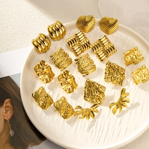 Fashion geometric 18K gold plated titanium steel earrings set in a white decorative tray