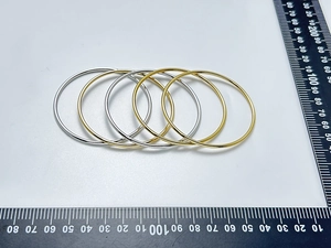 Detailed size measurement of 60mm minimalist polished stainless steel stacking bangles