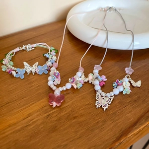 Sweet Butterfly Flower Imitation Artificial Pearl Necklace Handmade Resin Beaded Clavicle Chain For Women Girls Jewelry