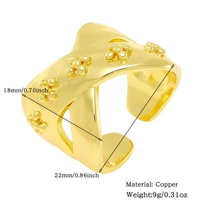 Detail of 18K gold plated copper ring with flower patterns and 18mm adjustable size specs