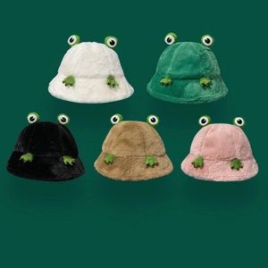 Cute frog-shaped plush bucket hats for winter in five colors with funny 3D eye details