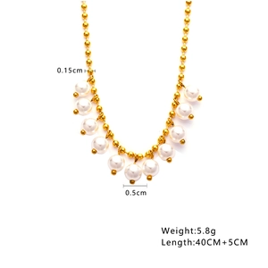 Detail showing 40+5CM length and 5.8g weight of gold bead chain with white pearls
