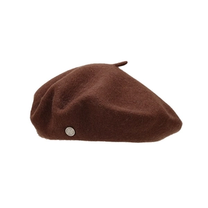 Brown wool beret with round metal logo plate, retro style hat for women autumn winter