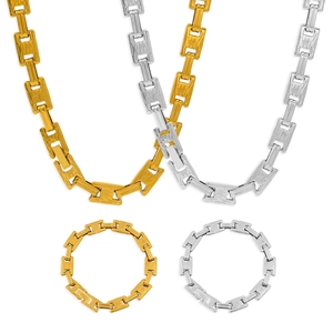 Textured link jewelry set featuring gold and silver hammer-pattern necklaces and bracelets
