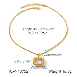 Détails d'un collier en acier inoxydable doré avec dimensions et spécifications de poids