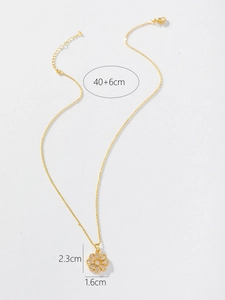 Detailed view of sunflower pendant necklace with dimensions 40+6cm and 2.3cm height