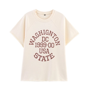Completo vintage lavato crema con felpa a maniche corte e pantaloncini stampa Washington