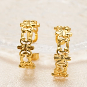 Elegant gold hollowed-out stainless steel earrings with vintage minimalist pattern