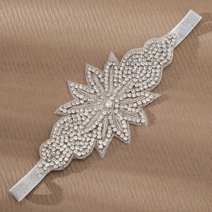 Bridal leaf headband with sparkling rhinestones and floral silver fabric details