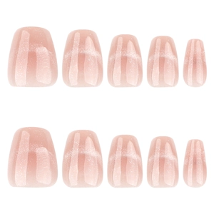 Faux ongles œil de chat français rose nude avec marbrures scintillantes et forme coffin