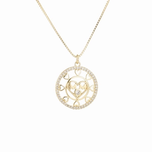 Goldene Muttertags-Halskette mit Zirkonia-MAMA-Herzanhänger und hohlem Kreisdesign