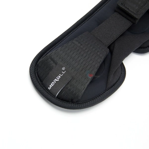 Macro detail of breathable 3D sleep mask with reinforced edges and MERALL logo