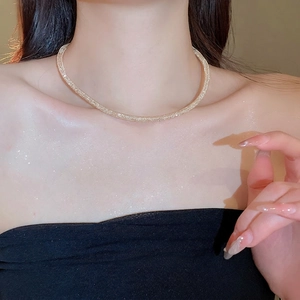 Sparkling zircon twisted mesh choker necklace in light gold finish for women