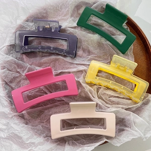 Large Hair Claw Clip Plastic Geometric Hollow Rectangular Shark Clips For Women Minimalist Styling Accessory