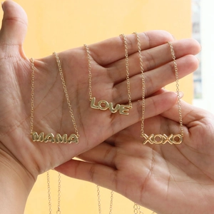 18K Gold Plated Brass Bubble Letter Pendant Necklace For Women MAMA LOVE XOXO Alphabet Glossy Jewelry Elegant Gifts