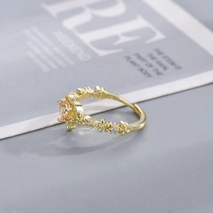 Exquisite S925 silver gold-plated ring with heart-shaped champagne zircon and floral design