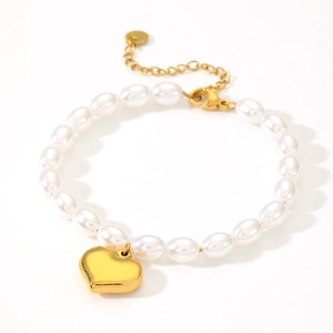 Bracelet en perles élégant avec breloque cœur en acier inoxydable plaqué or