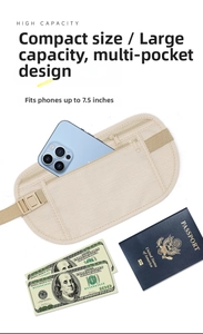 Détail de ceinture de course beige montrant l'espace pour téléphone et passeport