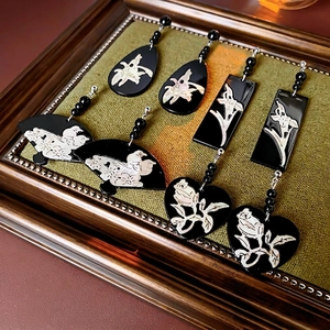 Vintage New Chinese style black and white floral drop earrings set with shell patterns