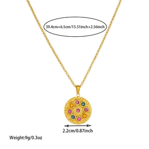 Collier vintage en acier inoxydable doré avec pendentif en émail et détails de taille