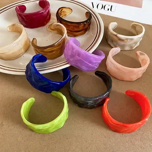 Acrylic Resin Wide Open Bangle Bracelet For Women Retro Wave Wrinkled Pattern Marbled Smudge Statement Cuff