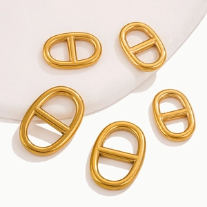 Polished gold stainless steel oval buckle connector in two sizes for DIY accessories