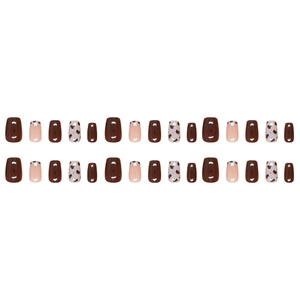 Korte vierkante kunstnagels in bruin met luipaardprint en frans manicure-ontwerp set