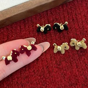Lindos Pendientes de Botón de Animales Flocados Cachorro Póney para Mujer Con Poste de Plata de Ley 925 Otoño Invierno Pequeños Pendientes de Animales Joyería de Moda