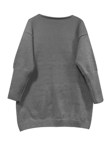 Dames oversized grijze gebreide trui met smiley-contrastpatroon en een ronde halslijn