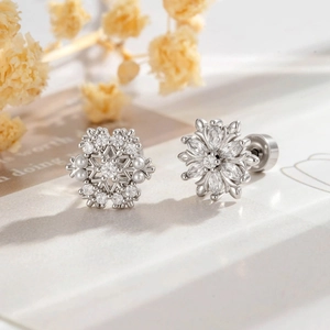 Snowflake Flower Zircon Artificial Pearl Cartilage Piercing Stud Copper Titanium Steel Screw Back Winter Elegant Earring For Women