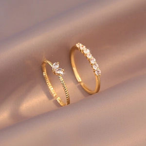 Elegant gold double-layer butterfly and marquise-cut zircon ring set for women