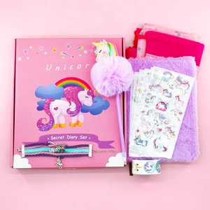 Set de diario secreto de unicornio con cuaderno de peluche y caja de regalo rosa
