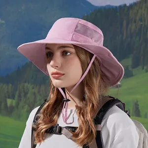 Cappello parasole rosa a tesa larga con rete traspirante e cinturino per trekking