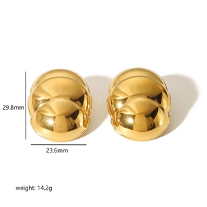 Boucles d'oreilles chrysalide en acier doré, taille 29,8x23,6 mm et poids 14,2 g
