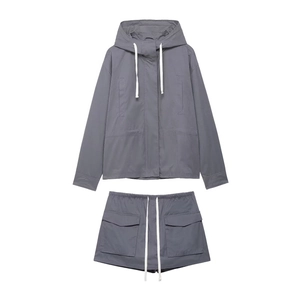 Women's 2-piece grey hooded jacket and cargo skirt shorts set for casual fashion