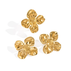 Polierte goldene Blumen-Ohrstecker für Damen aus robustem und rostfreiem Edelstahl