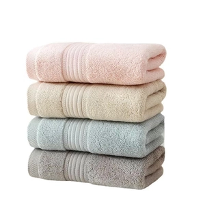 Set of four ultra-soft Xinjiang long-staple cotton towels in pastel colors for daily use