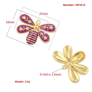Pastoral style purple enamel bee pendant with golden flower patterns for jewelry making