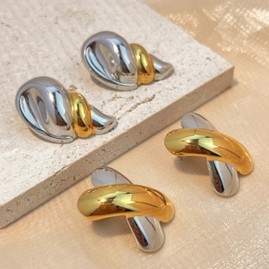 Chic two-tone stainless steel teardrop earrings with gold and silver polished finish