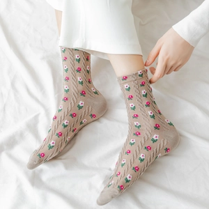 Women Crew Socks Cotton Blend Cable Knit Floral Pattern Vintage Forest Style Breathable Soft