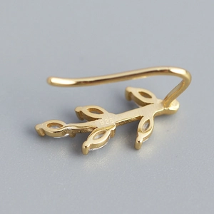 Elegant 925 sterling silver leaf earring with sparkling crystals in gold finish