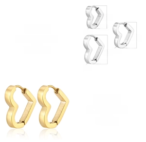 Détails créoles en forme de cœur en acier titane poli 14mm 16mm 18mm or et argent